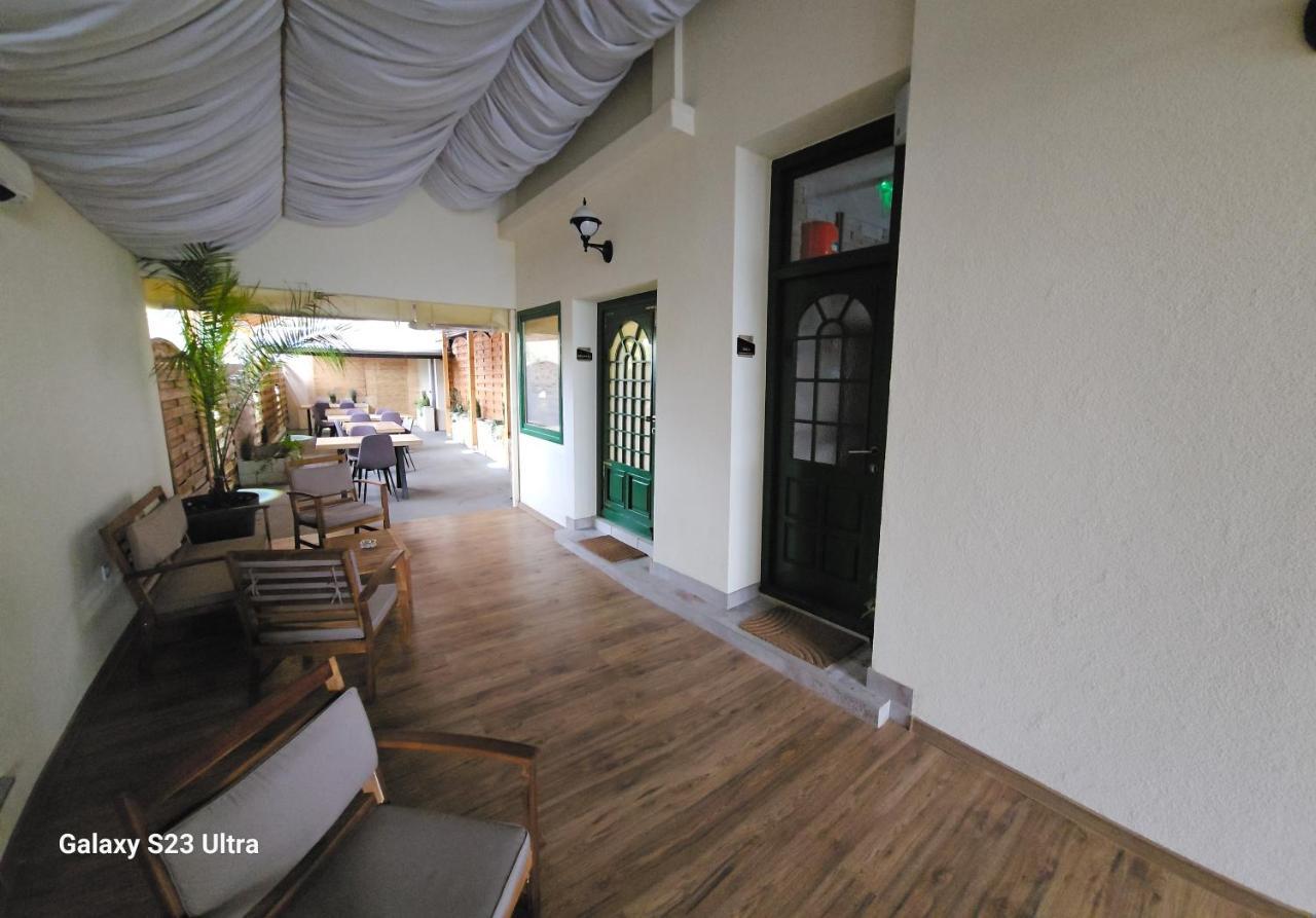 Villa Bonaca วูโควาร์ ภายนอก รูปภาพ